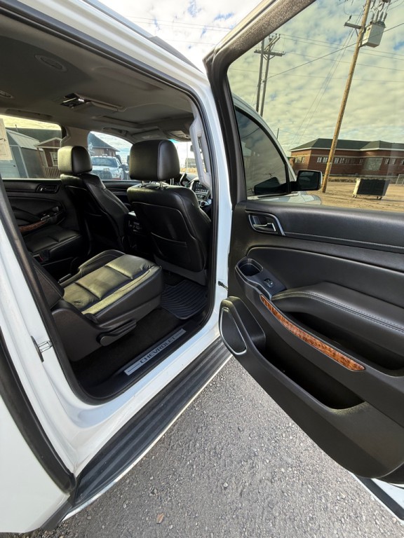 2016 Chevrolet Suburban Image 19