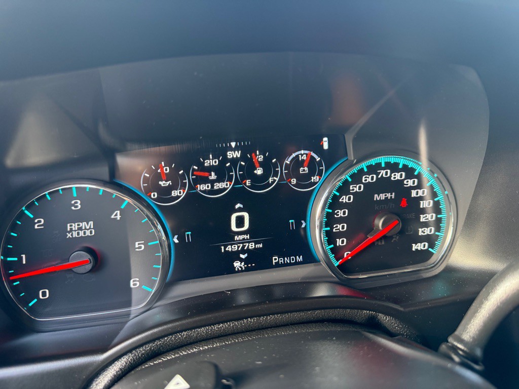 2016 Chevrolet Suburban Image 22