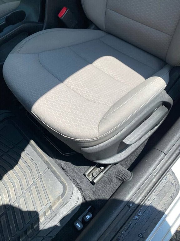 2020 Hyundai Elantra Image 10