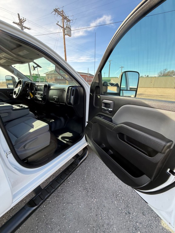 2018 Chevrolet Silverado 1500 Image 13