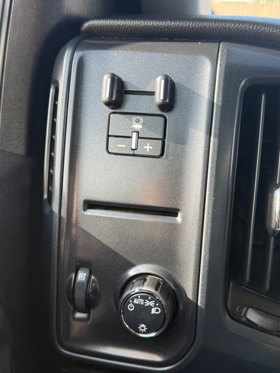 2018 Chevrolet Silverado 1500 Image 23