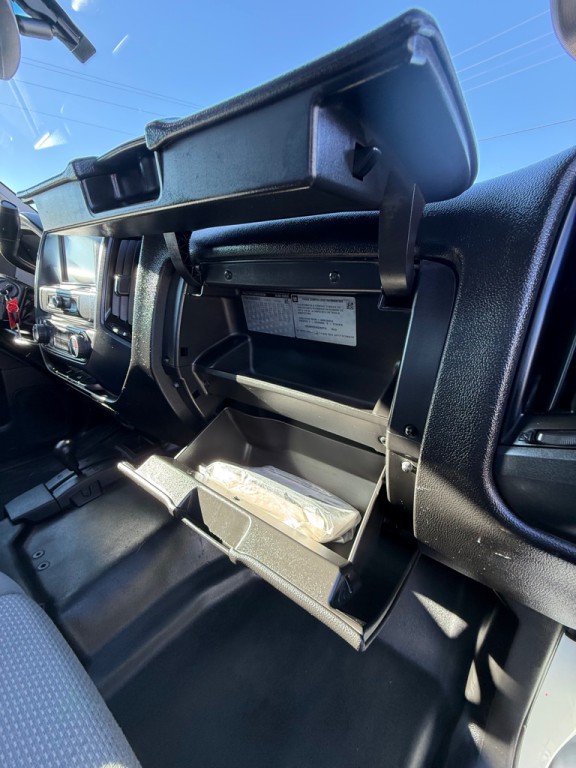 2016 Chevrolet Silverado 1500 Image 13