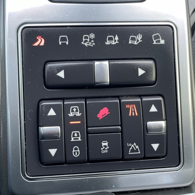 2013 Land Rover Range Rover Sport Image 28