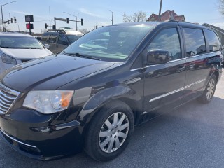 Image for 2013 Chrysler Town & Country Touring ID: 6785652