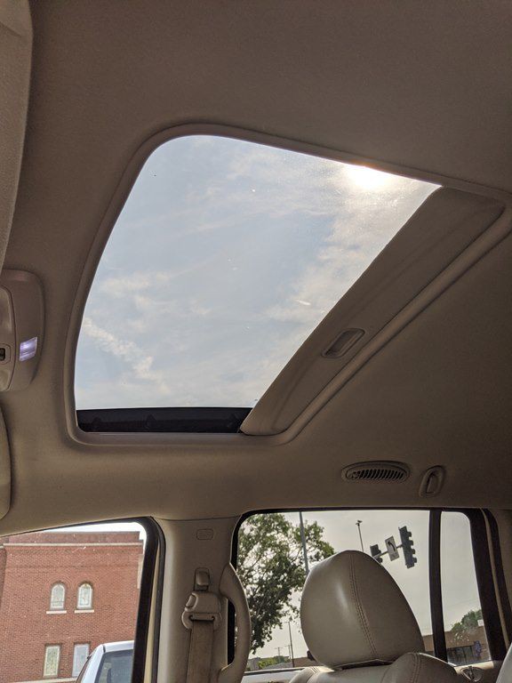 2007 Chrysler Aspen Image 15