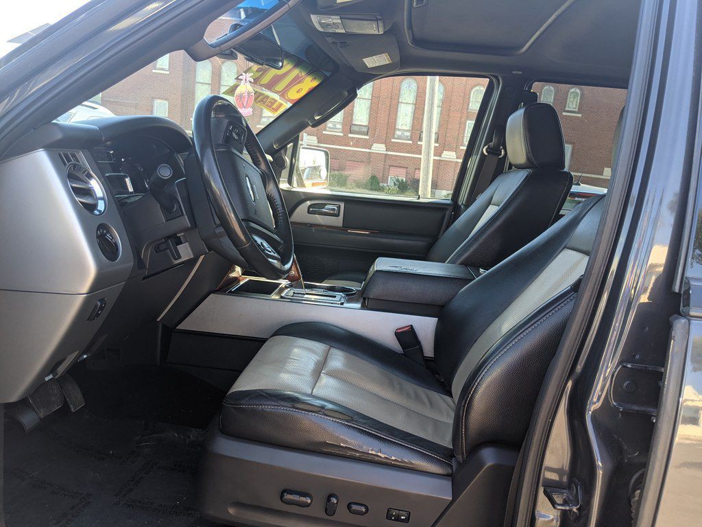 2007 Ford Expedition Image 7