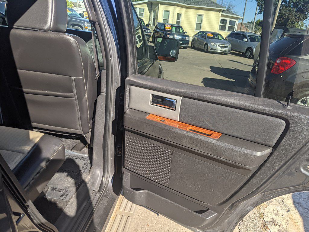 2007 Ford Expedition Image 11