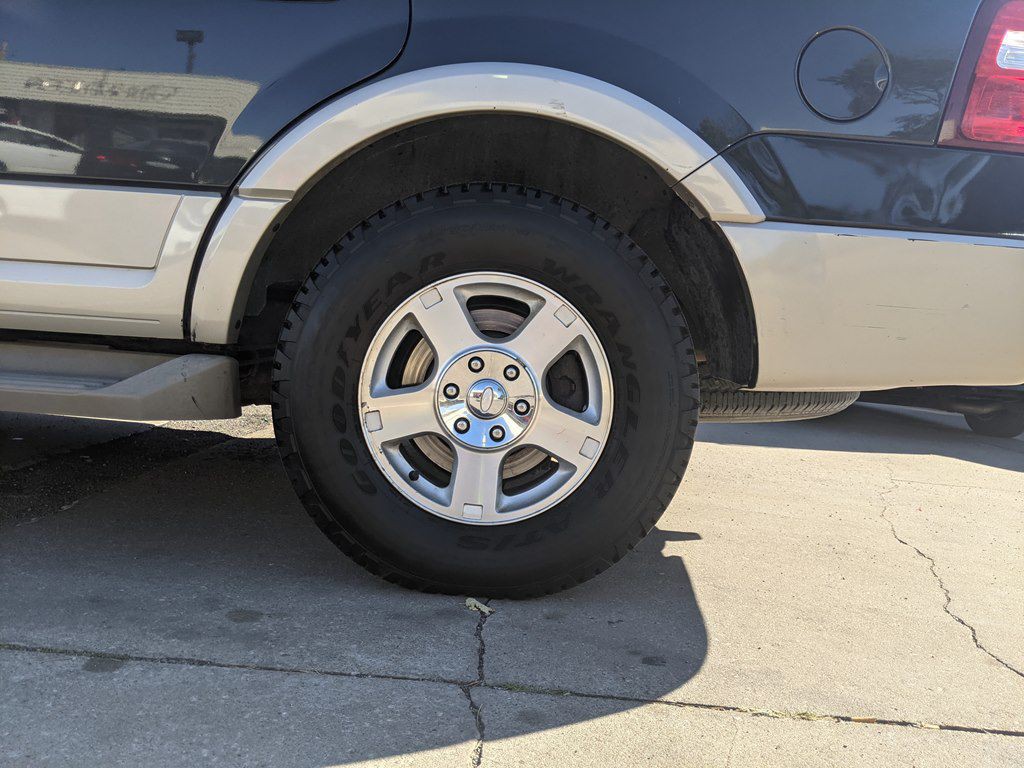 2007 Ford Expedition Image 23
