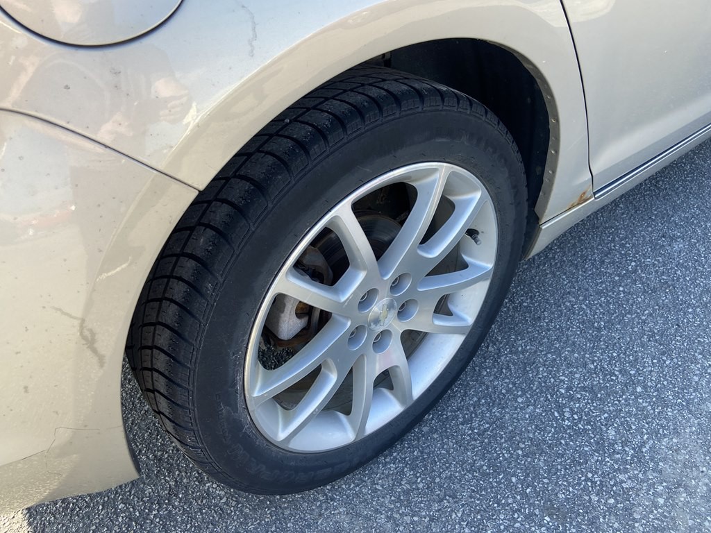 2009 Chevrolet Malibu Image 23