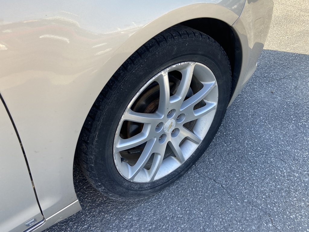 2009 Chevrolet Malibu Image 24