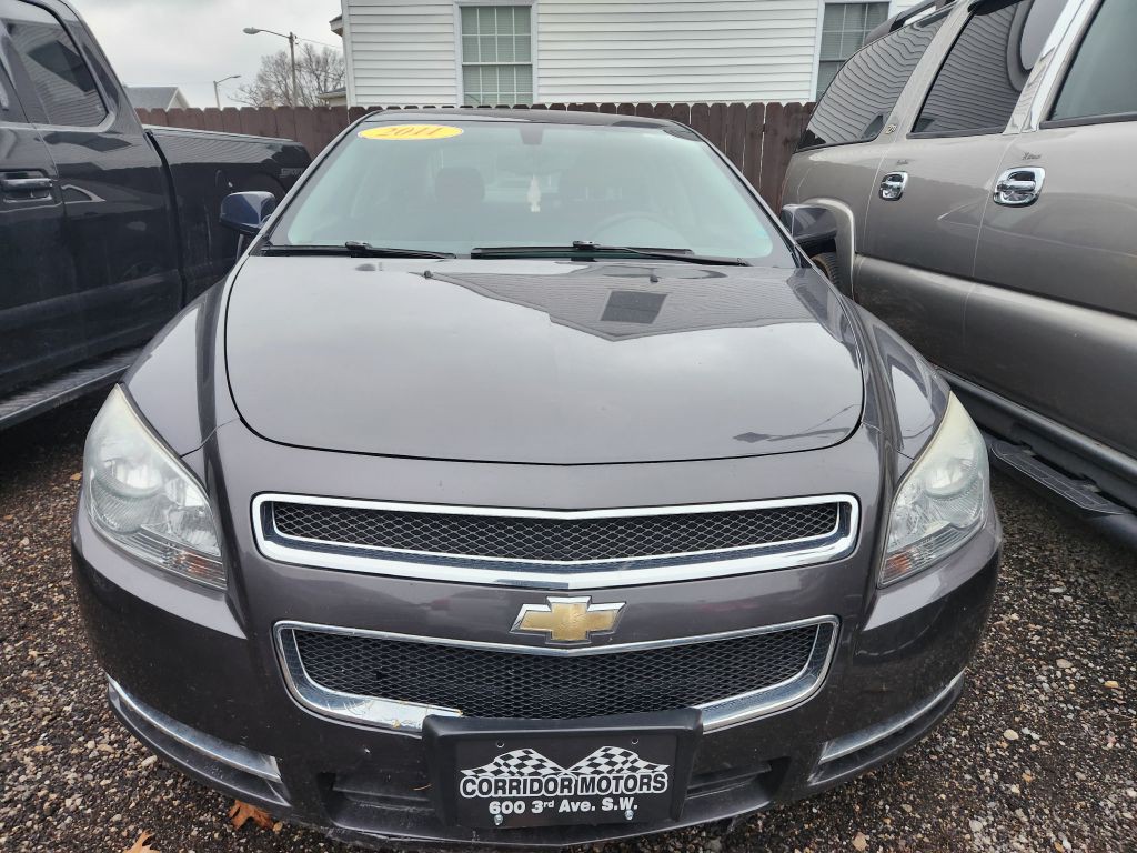 2011 Chevrolet Malibu Image 3