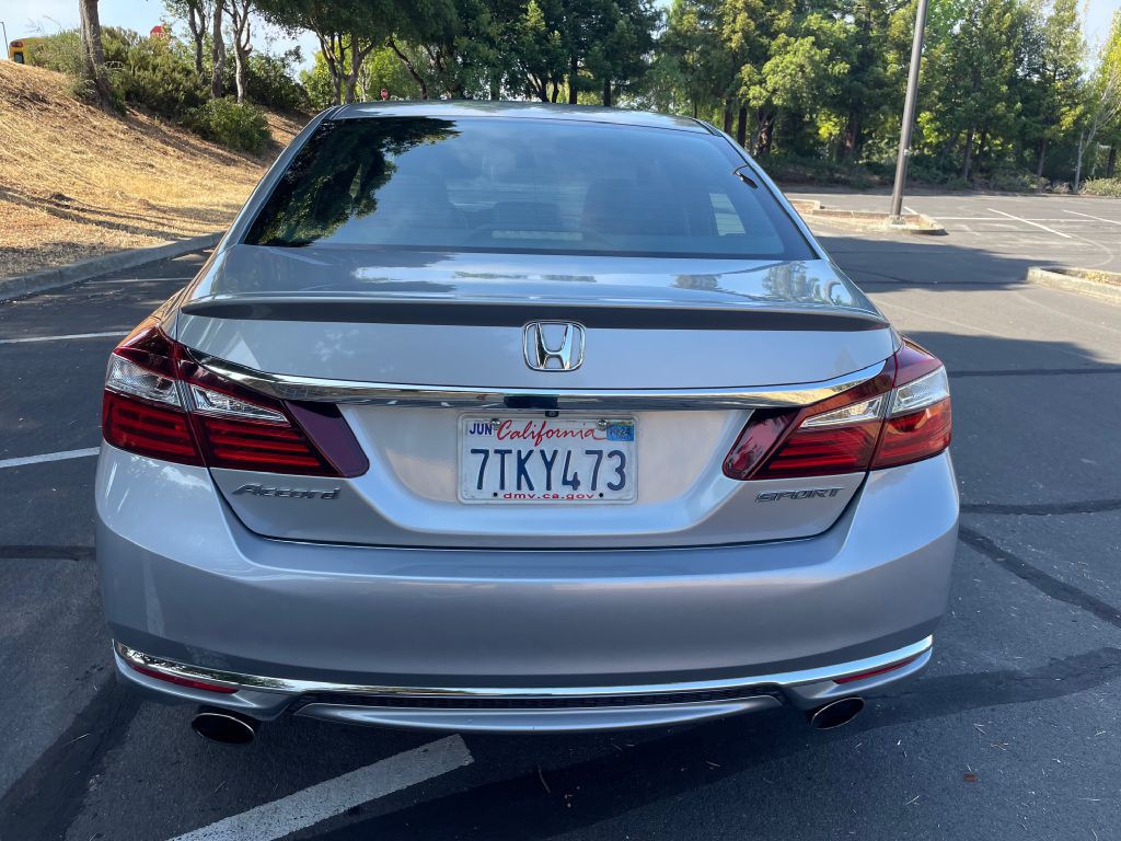2016 Honda Accord Image 5