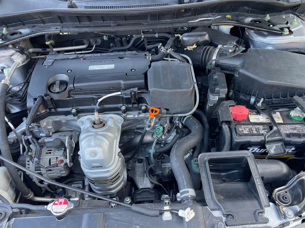 2016 Honda Accord Image 12