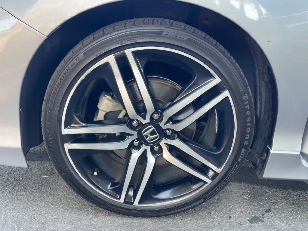 2016 Honda Accord Image 15