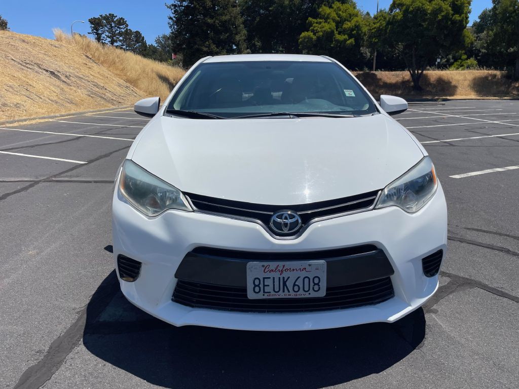 2015 Toyota Corolla Image 2