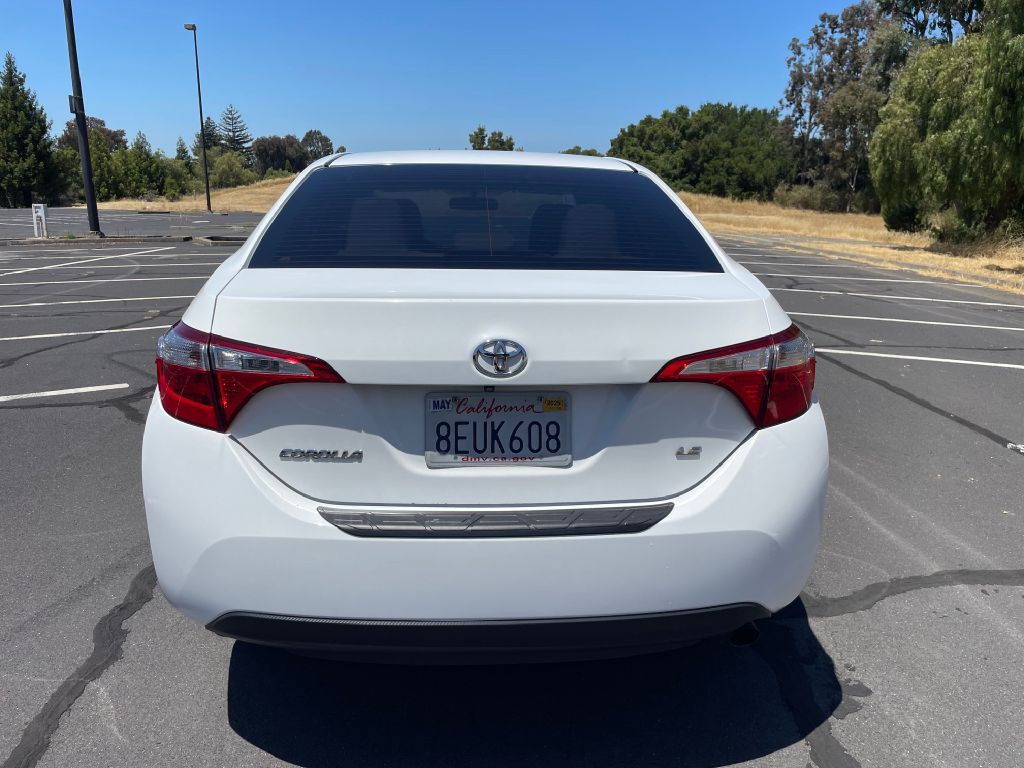2015 Toyota Corolla Image 5