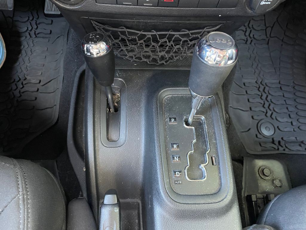 2016 Jeep Wrangler Unlimited Image 16