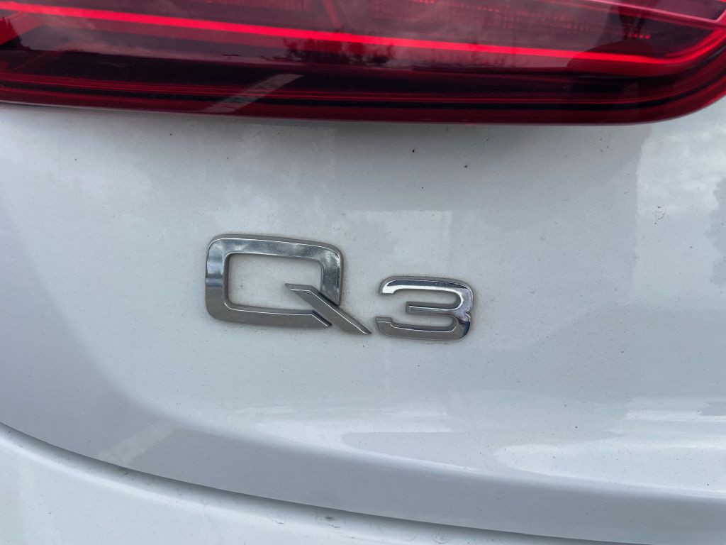 2016 Audi Q3 Image 15
