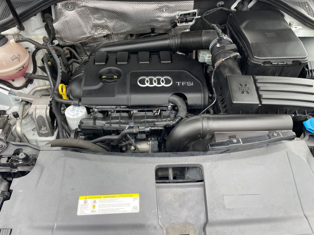 2016 Audi Q3 Image 19