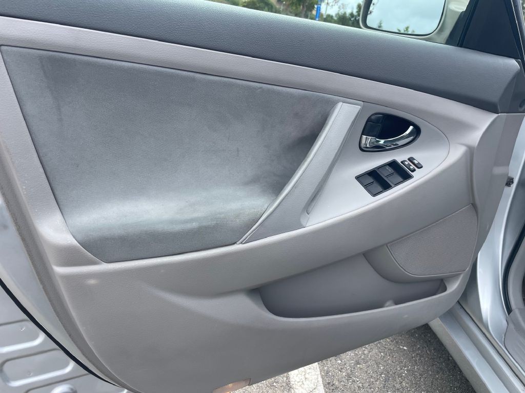 2009 Toyota Camry Image 11
