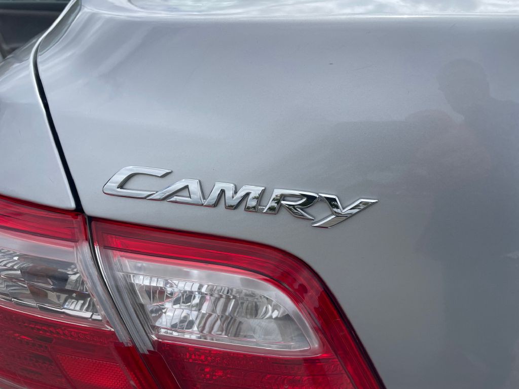 2009 Toyota Camry Image 14