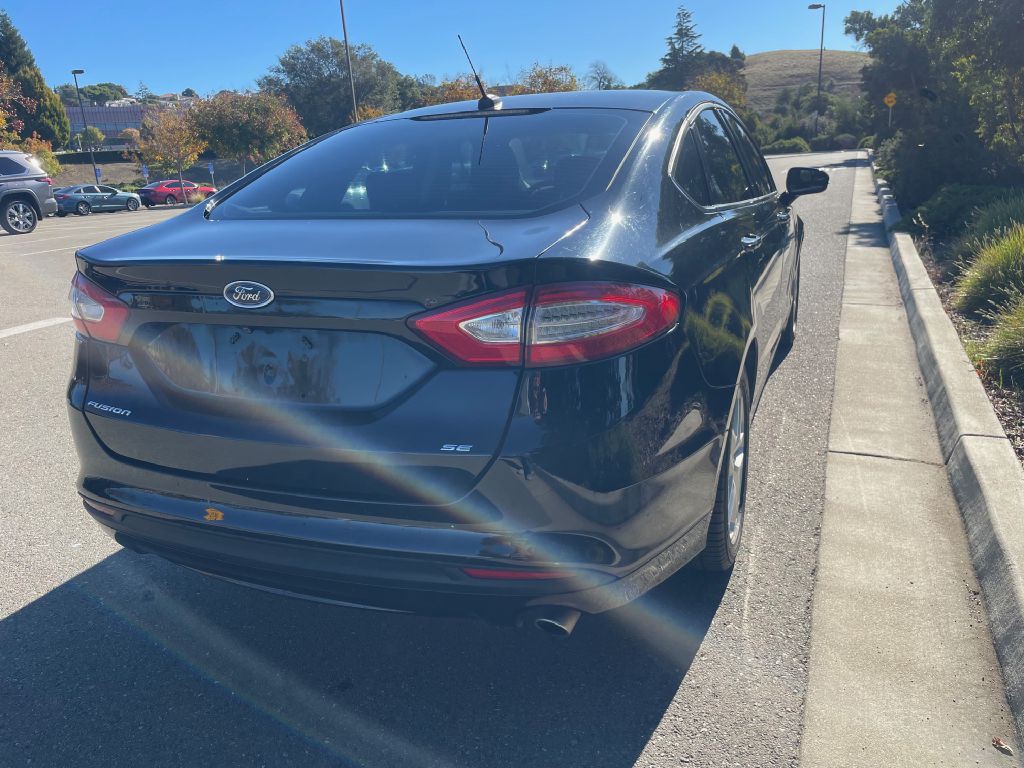 2016 Ford Fusion Image 4