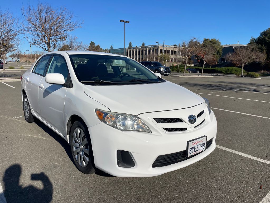 2012 Toyota Corolla Image 3