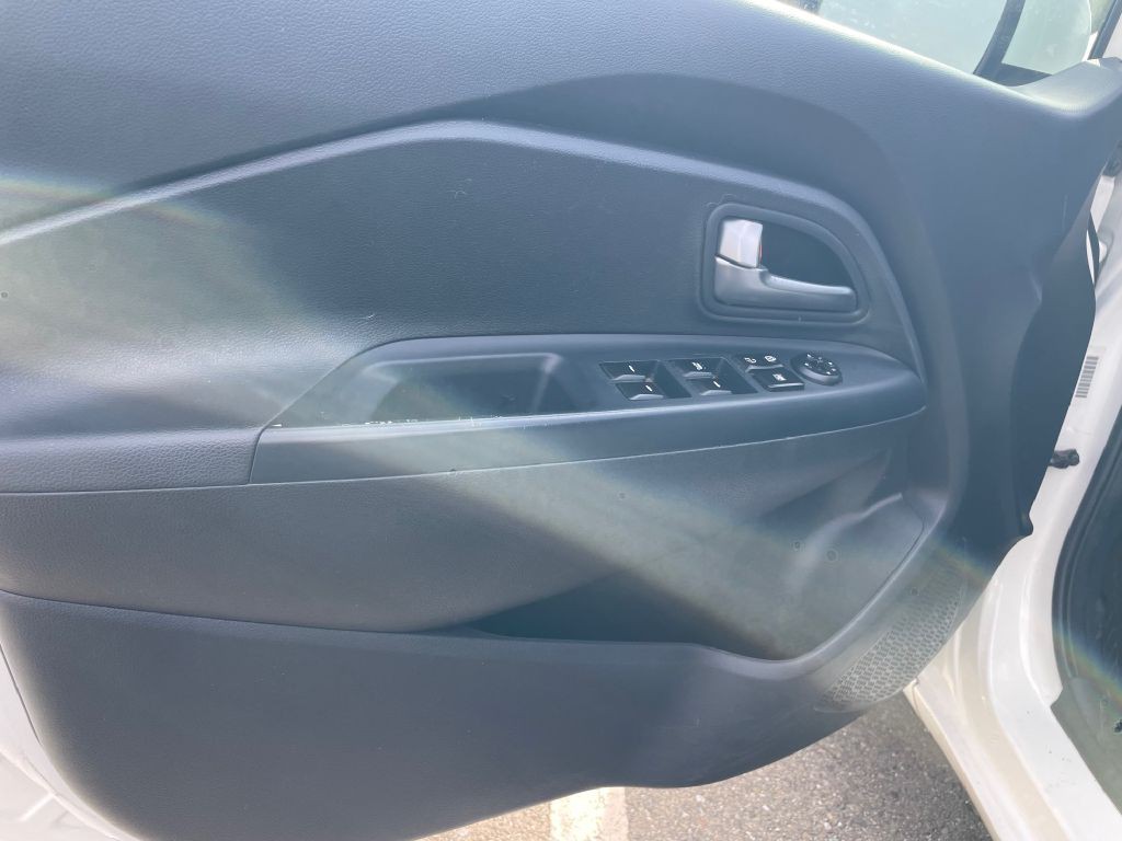 2017 Kia Rio Image 11