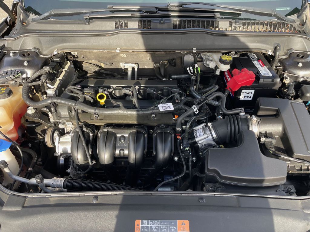 2016 Ford Fusion Image 12