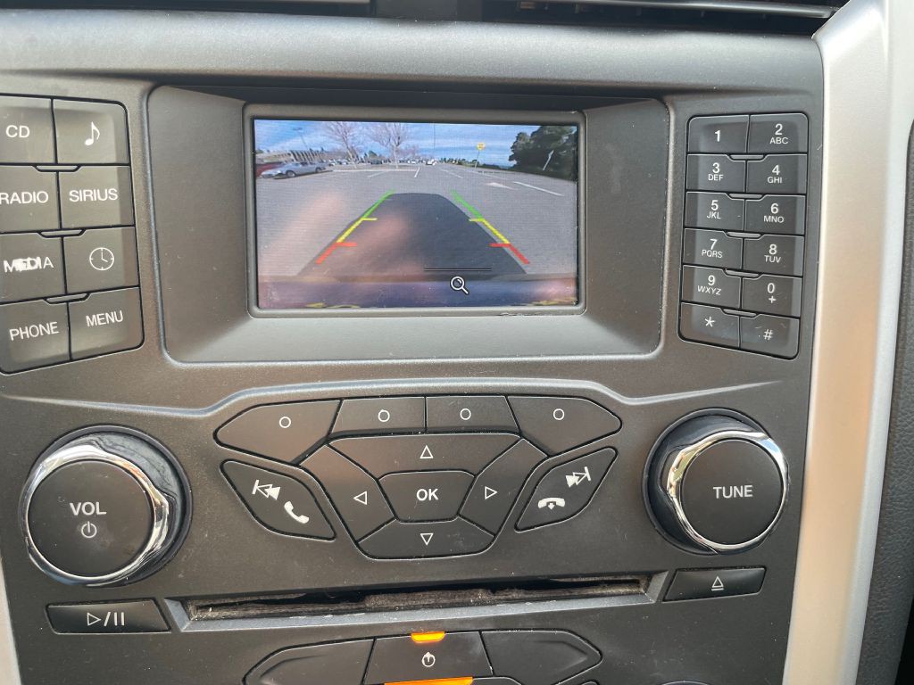 2016 Ford Fusion Image 17