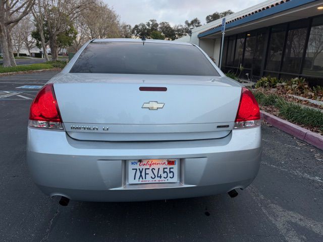 2015 Chevrolet Impala Image 5