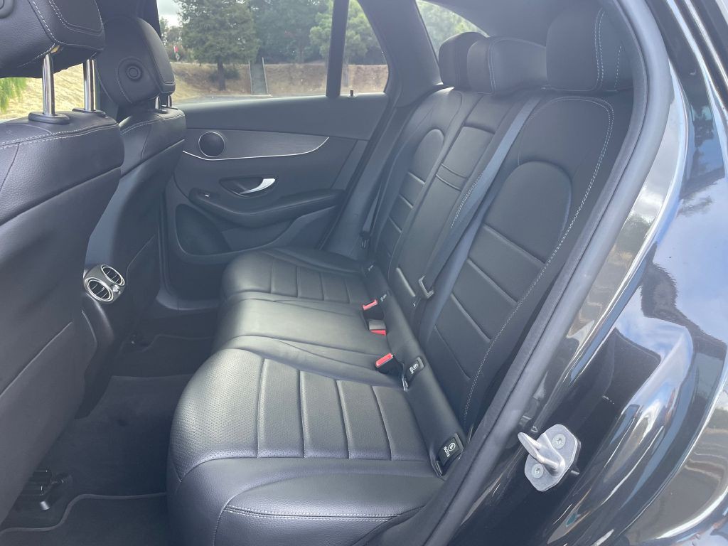 2021 Mercedes-Benz GLC-Class Image 8