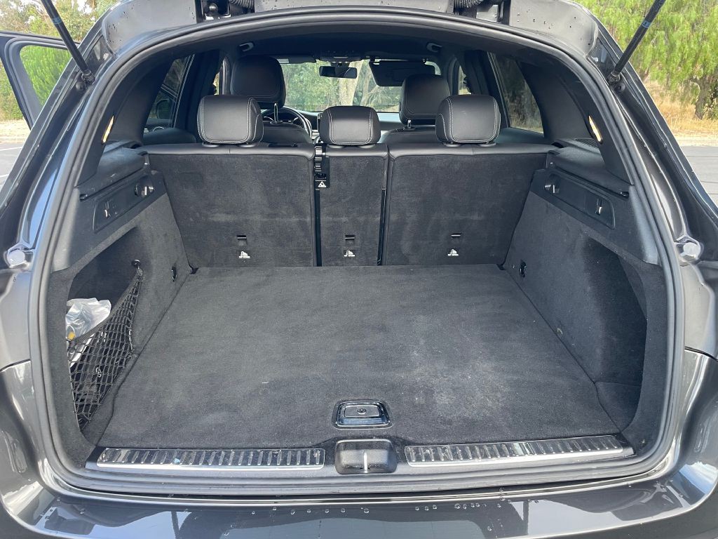 2021 Mercedes-Benz GLC-Class Image 12