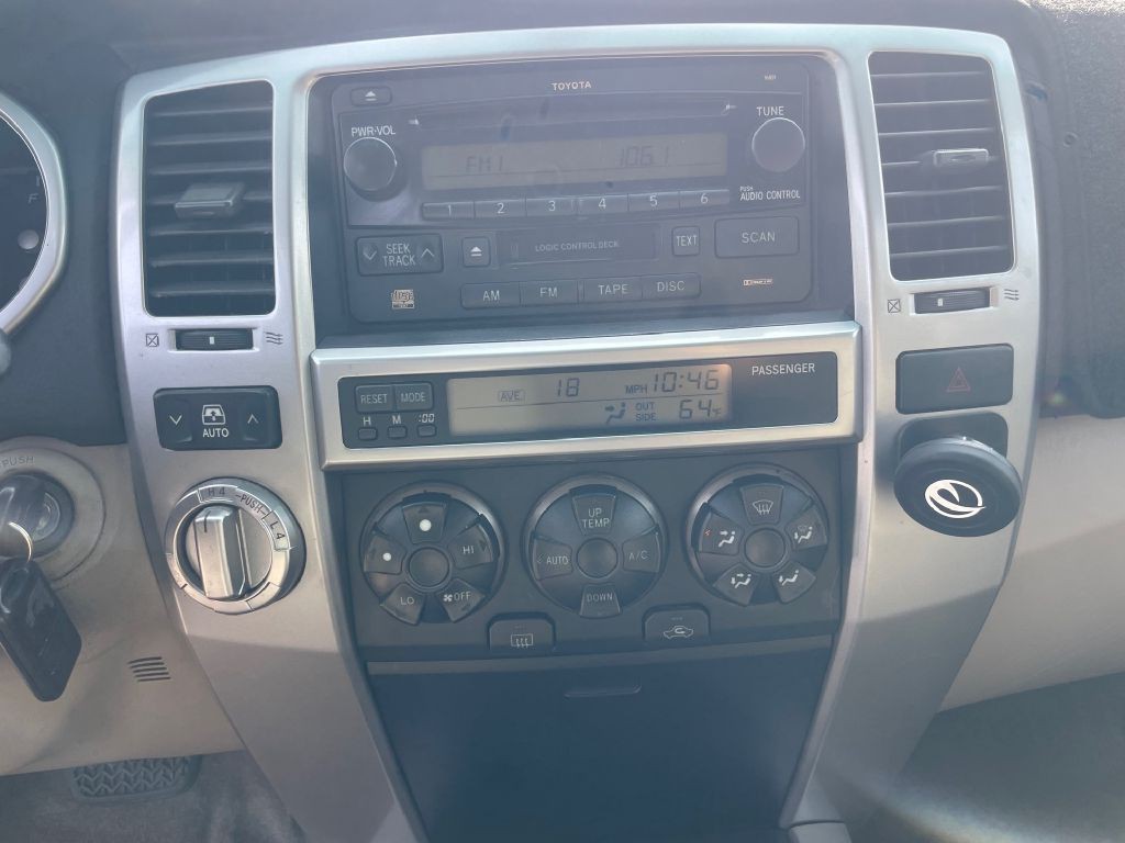 2003 Toyota 4Runner Image 11