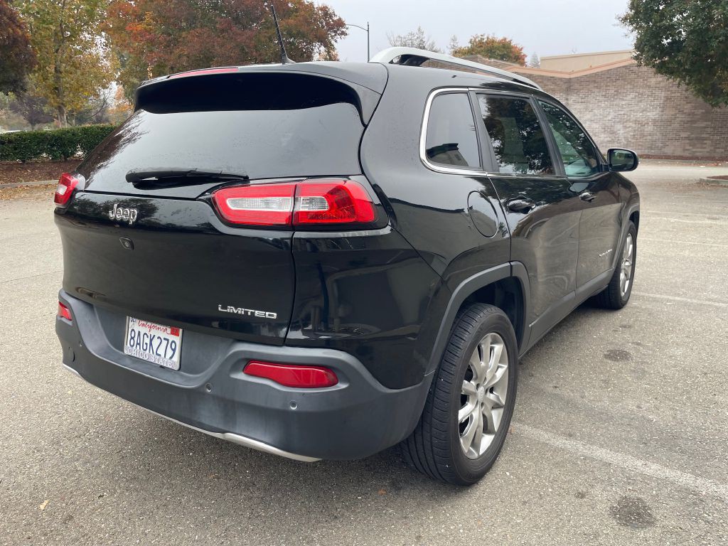 2018 Jeep Cherokee Image 4