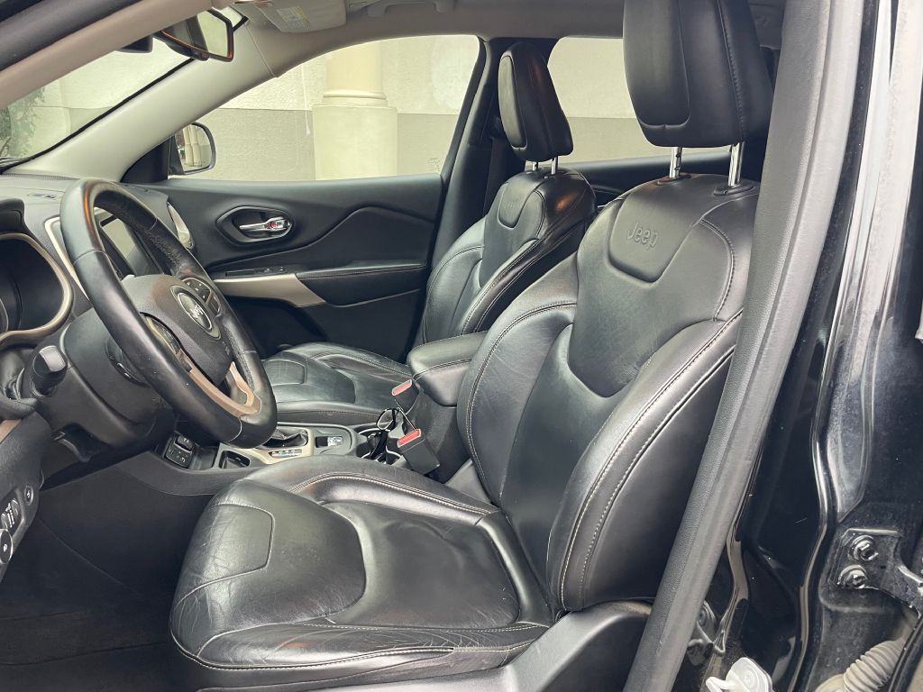 2018 Jeep Cherokee Image 7