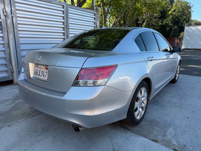 2009 Honda Accord Image 4