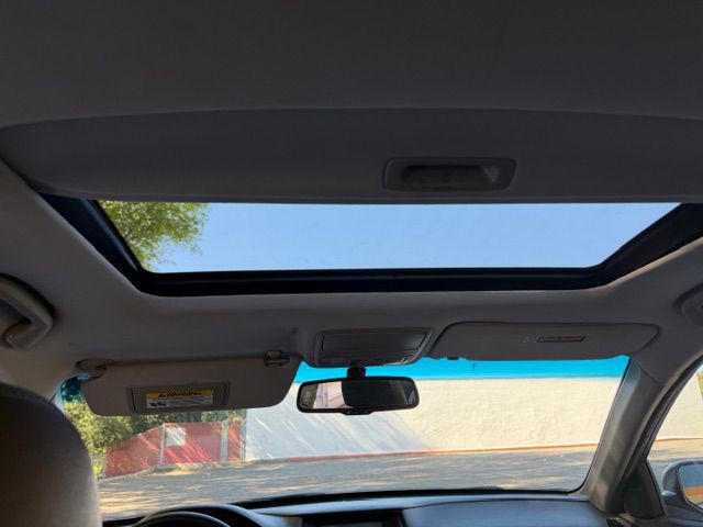 2009 Honda Accord Image 11