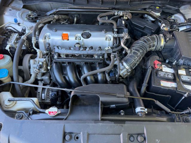 2009 Honda Accord Image 13