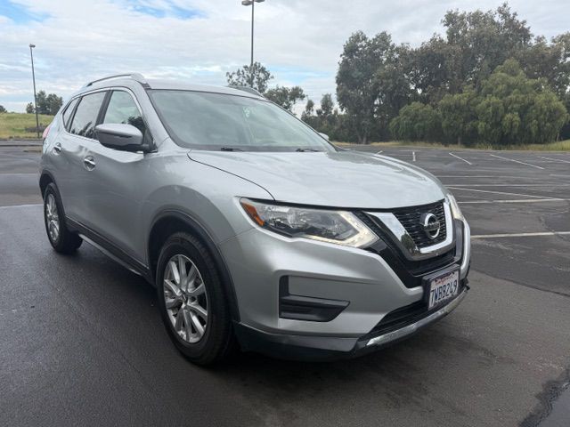 2017 Nissan Rogue Image 3