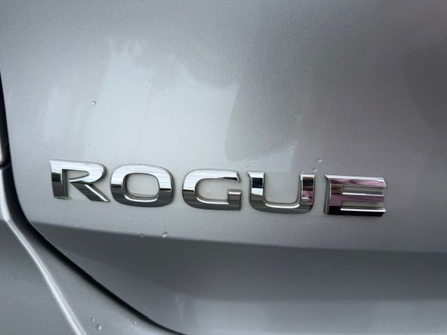 2017 Nissan Rogue Image 14