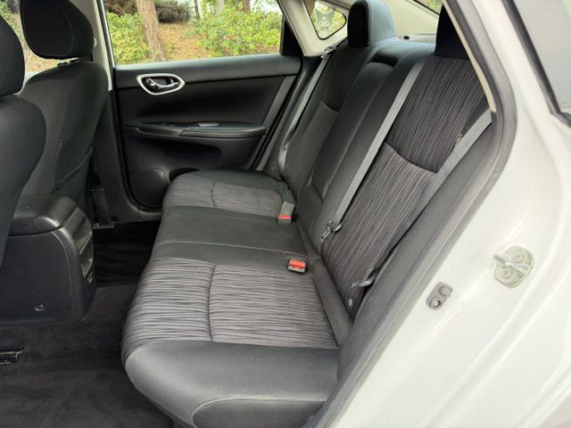 2019 Nissan Sentra Image 8