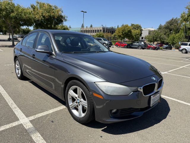 2013 BMW 3 Series Image 3