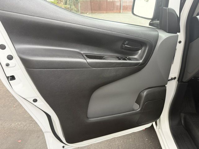 2020 Nissan NV200 Image 7