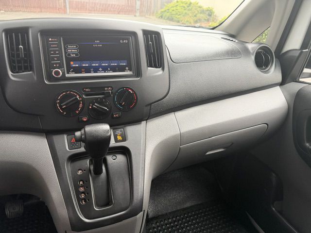 2020 Nissan NV200 Image 12