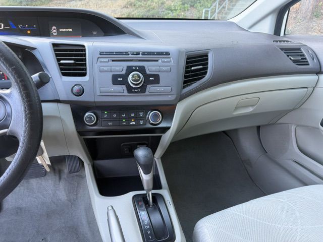 2012 Honda Civic Image 10