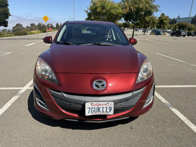 2011 Mazda Mazda3 Image 2