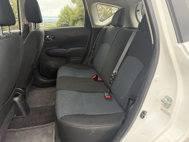2015 Nissan Versa Image 8