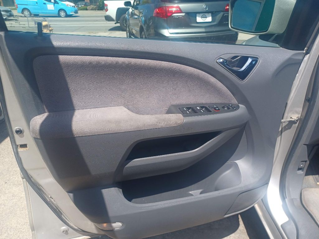 2005 Honda Odyssey Image 11