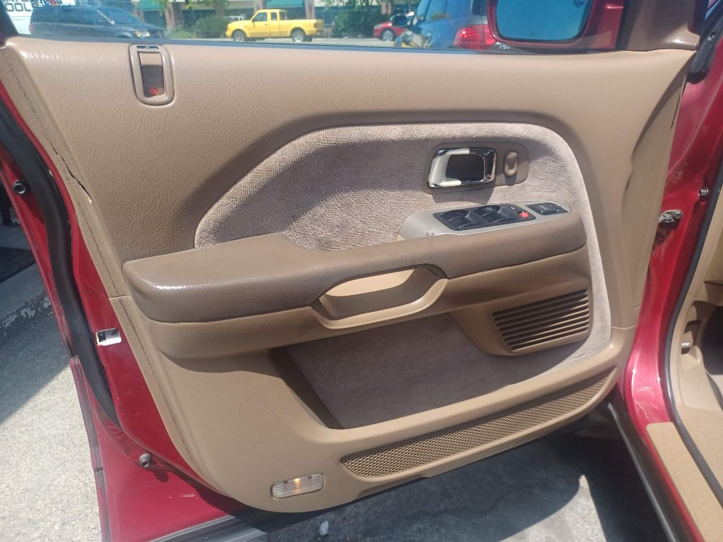 2004 Honda Pilot Image 10
